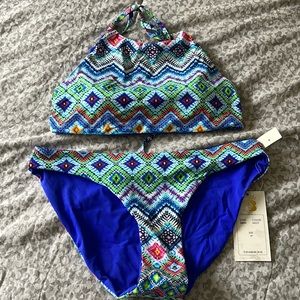 Two piece reversible bikini